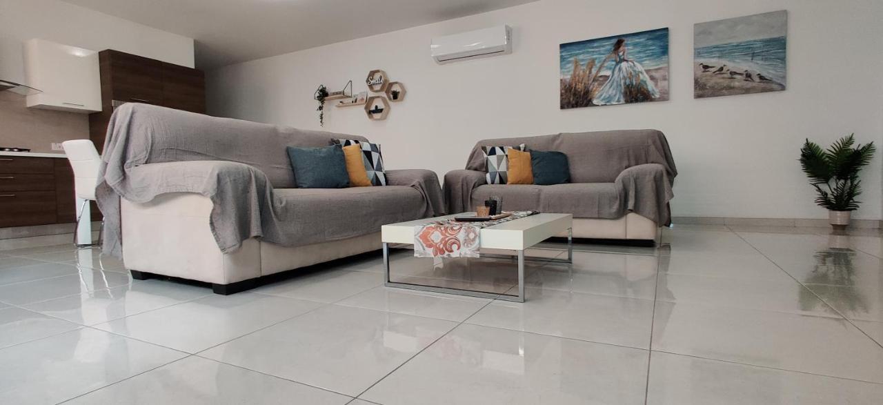 Lorenza Letting Maisonette Marsaxlokk Esterno foto